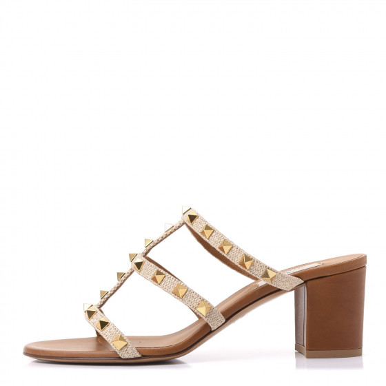 【VALENTINO GARAVANI】60 llic raffia and レザー サンダル Valentino Garavani - Rockstud Caged Gold & Raffia Slide