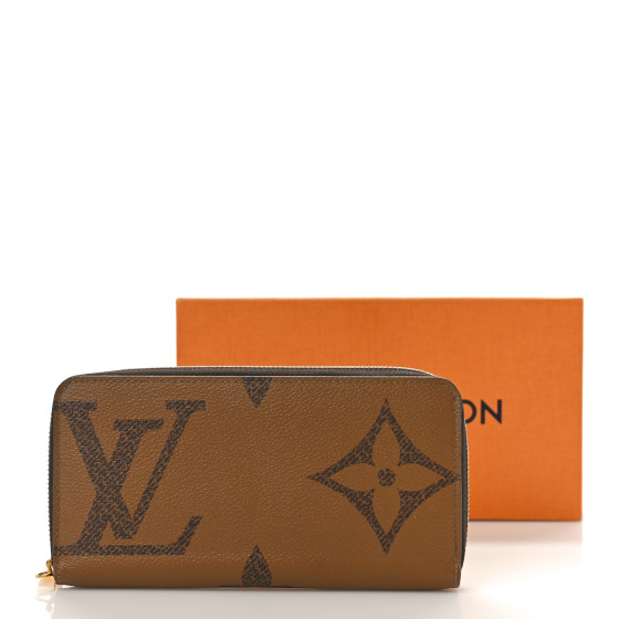 LOUIS VUITTON Reverse Monogram Giant Zippy Wallet 1420256