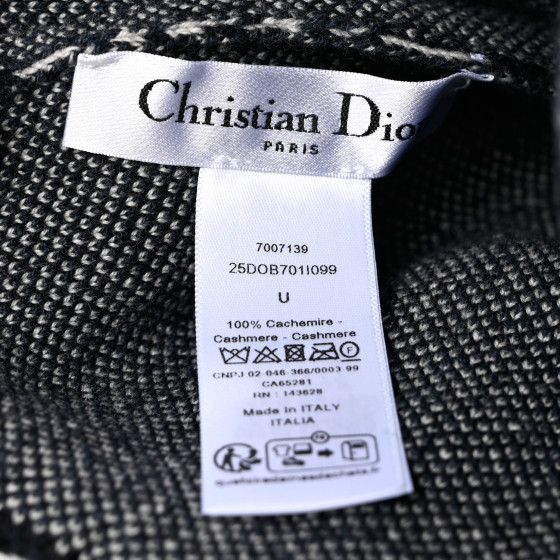 【無料郵送/関税込/正規品】 (W) Dior Oblique Pompom Beanie Na Dior Dior Oblique Pompom Beanie | REVERSIBLE