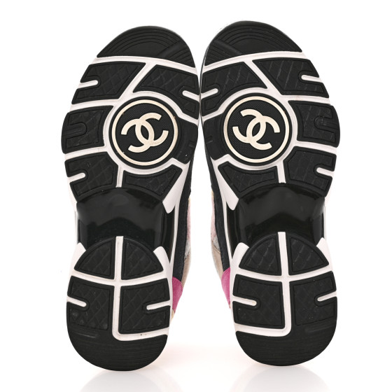 メル５６９０６ CHANEL Grained Calfskin Quilted Chain Lace Up Combat Long