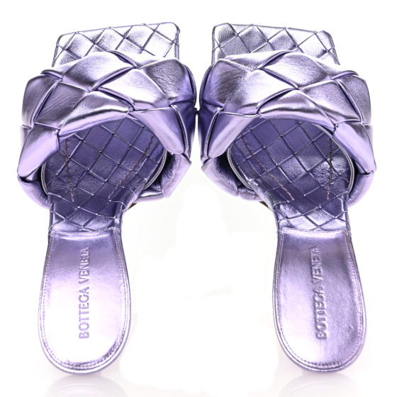 BOTTEGA VENETA THE LIDO SANDAL ウィステリア Bottega Veneta BV Lido Sandals in Wisteria | FWRD