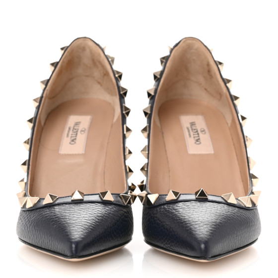 VALENTINO GARAVANI Pebbled Calfskin Rockstud 85mm Pumps 36