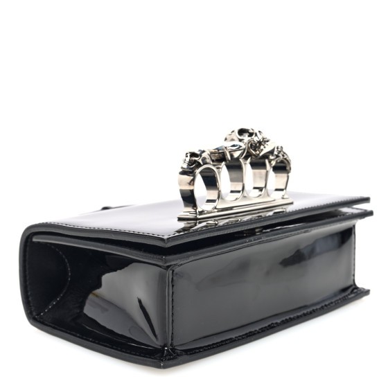 ハンドバッグ ALEXANDER MCQUEEN MINI T-BUCKLE CLUTCH BAG Alexander McQueen Small t-buckle clutch bag | The Fashion Square