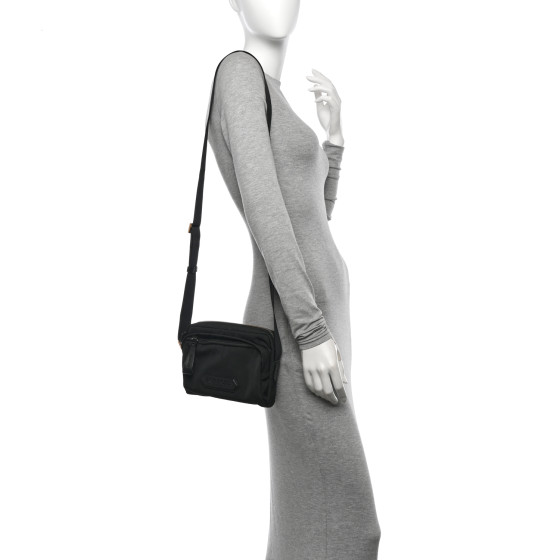 TOM FORD Nylon Logo Messenger Bag Black 1640507 | FASHIONPHILE