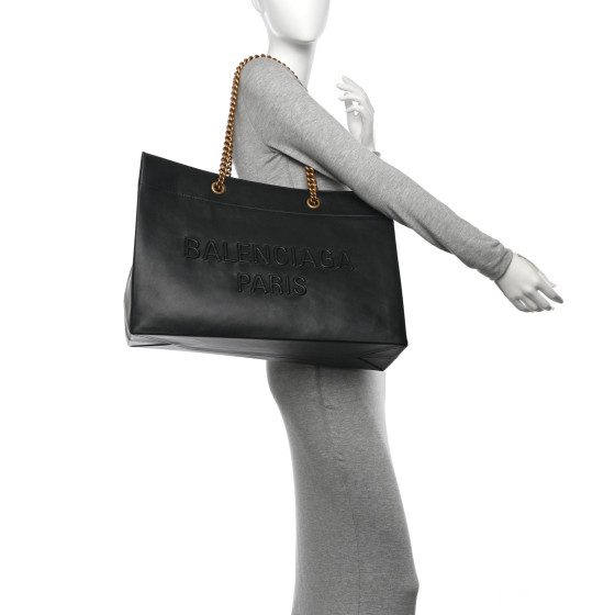 国内発送☆BALENCIAGA☆DUTY FREE TOTE L/BLACK Balenciaga Large Duty Free Tote Bag In Black | ModeSens