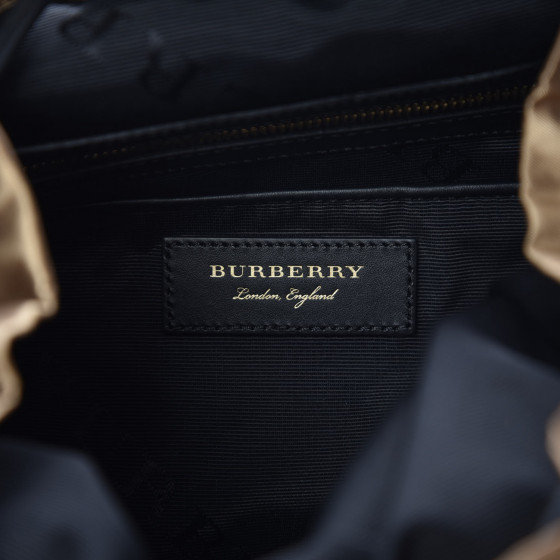 バッグ BURBERRY FRAGRANCES BURBERRY FRAGRANCES Travel Bag White Casual Fashion