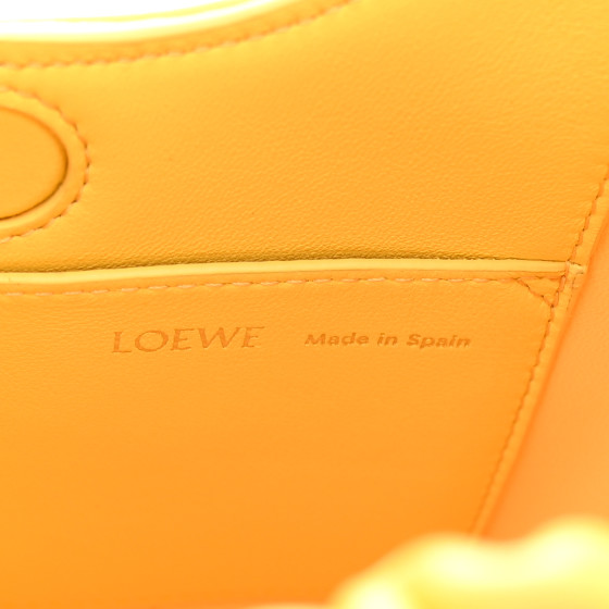 ショルダーバッグ・ポシェット LOEWE  Gate Bumbag in Soft Calfskin in Yellow LOEWE Smooth Calfskin Smiley Face Gate Pocket Neon Yellow