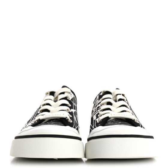 CHANEL ロゴ入り　キャンバススニーカー38.5 H173124868-1_3c228e36-3336-