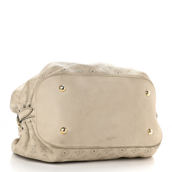 LOUIS VUITTON Mahina XL Ivory 978117 | FASHIONPHILE