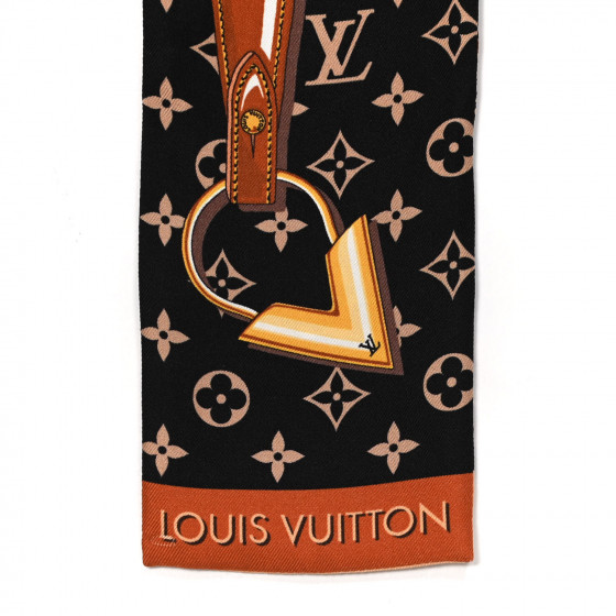 Louis Vuitton ブラック ジャケット ハート刺繍 Louis Vuitton ブラック ジャケット ハート刺繍 ルイヴィトン