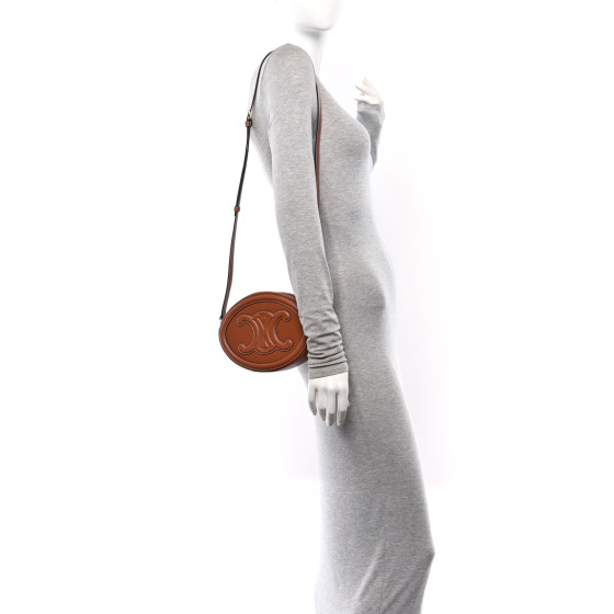 ショルダーバッグ・ポシェット CELINE | OVAL BAG CUIR TRIOMPHE IN SMOOTH CALFSKIN Celine Cuir Triomphe Oval Bag Tan in Smooth Calfskin Leather