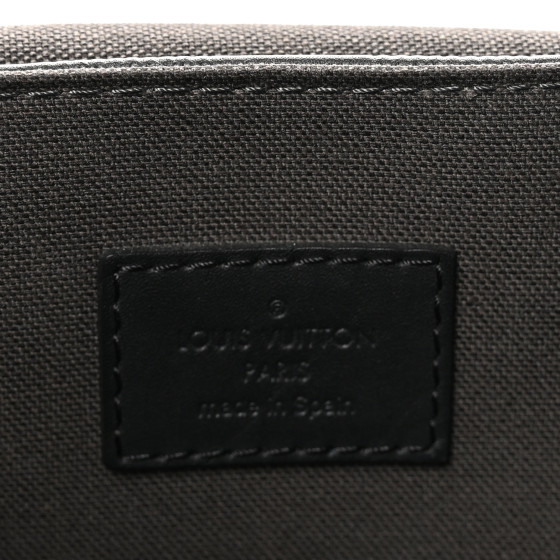 LOUIS VUITTON Damier Infini District PM Onyx 1626938
