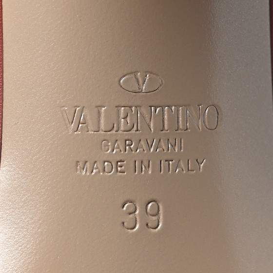 【VALENTINO ROMA】キャミソール 44（中古） VALENTINO GARAVANI Calfskin Rockstud 60mm City Sandals 39