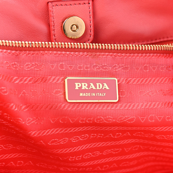 PRADA Caramel-coloured bag in printed Re-Nylon【関税送料込】 Prada Caramel-coloured bag in printed Re-Nylon | TheDoubleF