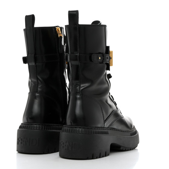 フェンディ Fendigraphy カーフレザー アンクル バイカーブーツ FENDI Vitello Abrasivato Fendigraphy 50mm Biker Boots 36.5