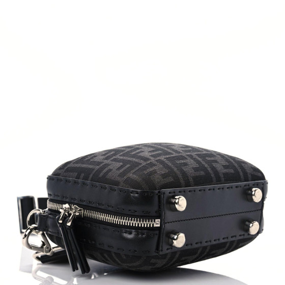 ☆FENDI☆ FF Jacquard Mini Suitcase 2wayバッグ ASFALTO/NERO ☆FENDI☆ FF Jacquard Mini Suitcase 2wayバッグ ASFALTO/NERO