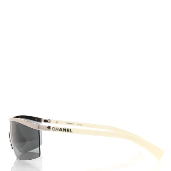 Sale！シャネル ホワイト ステッカー 20枚 CHANEL - Sale！CHANEL ホワイト ステッカー 20枚の通販 by イカ