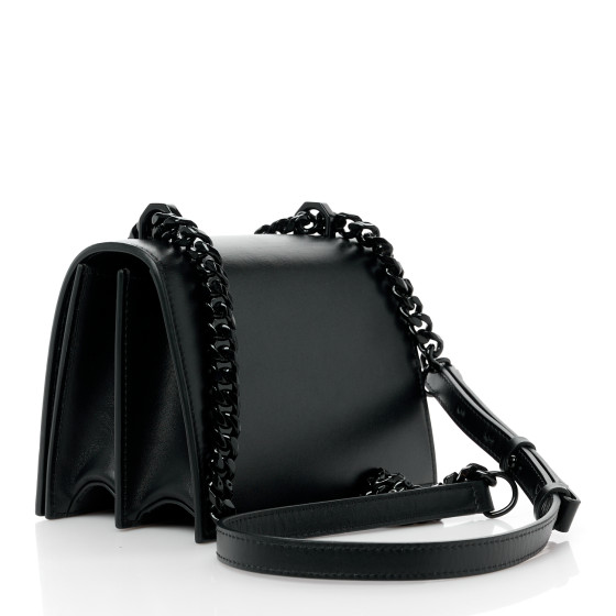 人気絶頂 ALEXANDER 1501165 Black Crossbody Knuckle Calfskin MCQUEEN バッグ
