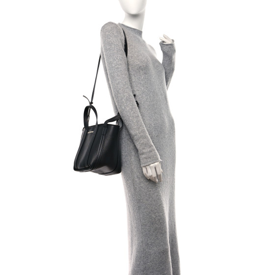 【BALENCIAGA】XS EVERYDAY N/S SHOULDER STRAP TOTE BAG Balenciaga Everyday XS North-South Tote Bag | Black | FARFETCH