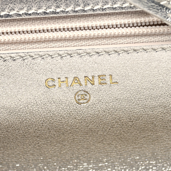 シャネル　12400→ CHANEL Gradient Metallic Lambskin Quilted Like A Wallet