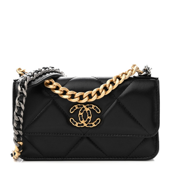 【CHANEL】Chanel 19 phone bag★シャネル【ランク:A】 Chanel Black Lambskin Quilted Chanel 19 Phone Holder Chain Bag