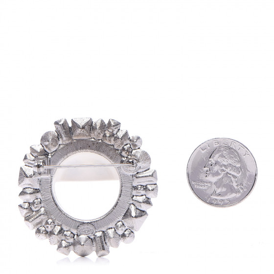 *♡*。 CHANEL Crystal CC Smiley Emoji Brooch Silver 621940