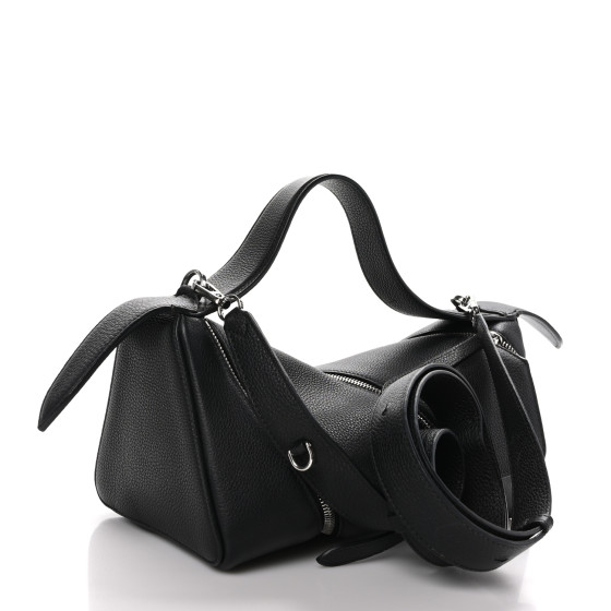 ALAIA ブラック Le Zip バッグ ALAÏA Le Zip Shoulder Bag in Noir | FWRD
