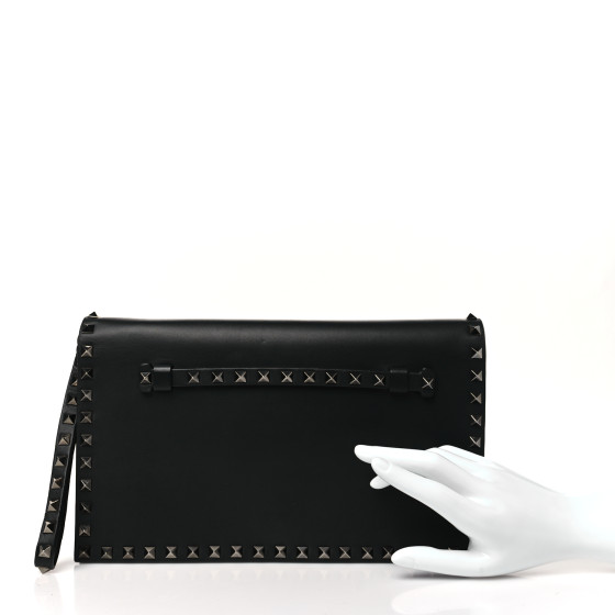 VALENTINO GARAVANI Nappa Rockstud Wristlet Clutch Black