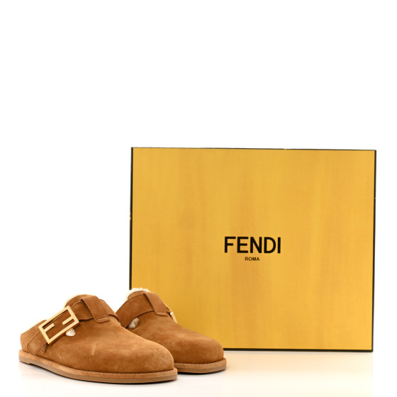 FENDI ロゴバックル　スウェード　パンプス　茶　太ヒール FENDI Suede Shearling Fendi Feel Buckled Clogs 36 Caramel