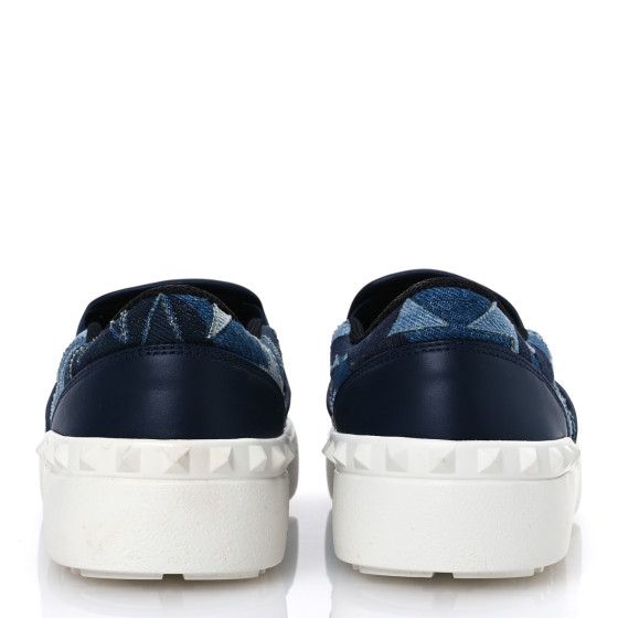 スニーカー Valentino Garavani Navy Blue Canvas Slip Ons VALENTINO GARAVANI Denim Camustars Rockstud Slip On Sneakers