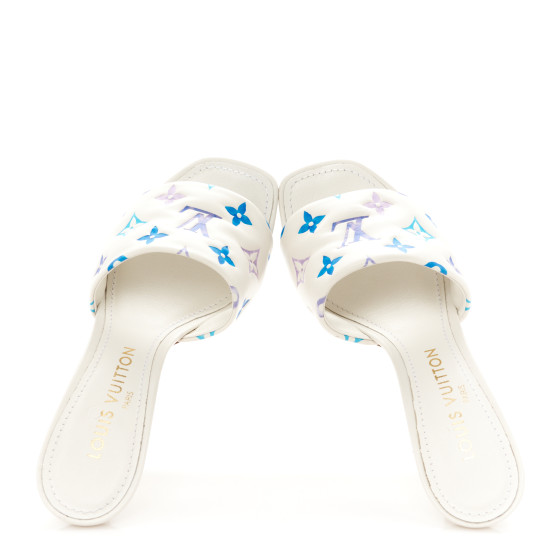激安店舗 LOUIS VUITTON Lambskin Embossed Monogram By The Pool Revival 靴