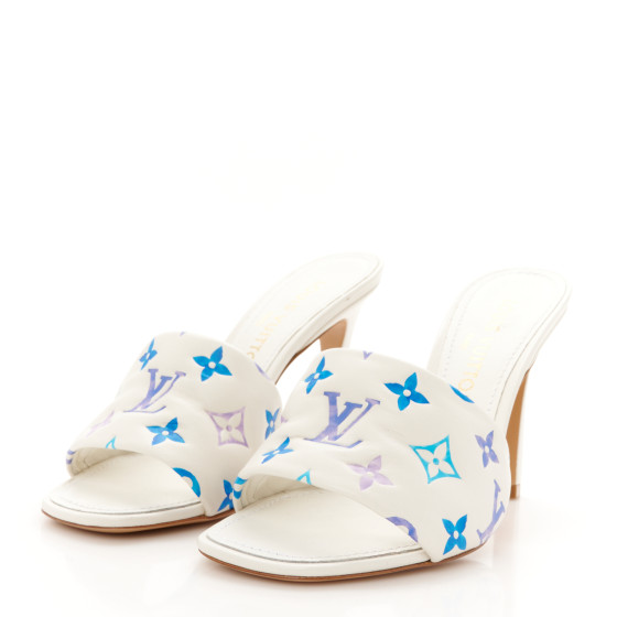LOUIS VUITTON Lambskin Embossed Monogram By The Pool Revival