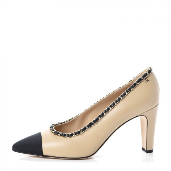 CHANEL ベージュ・黒 トゥキャップ パンプス CHANEL Lambskin Grosgrain Chain Cap Toe Pumps 41 Beige Black
