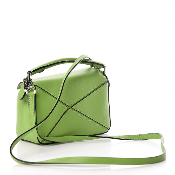 トートバッグ LOEWE Pastel Green Leather Mini Puzzle Handbag LOEWE Mini Leather Puzzle Fold Tote Bag | Harrods US
