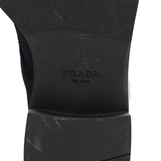 小物 PRADA 3,5/80 cm Prada - Black Zip Pouch Nylon & Leather Tall Boot