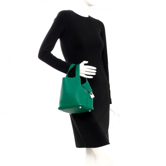 HERMES Taurillon Clemence Picotin Lock 18 PM Vert Vertigo