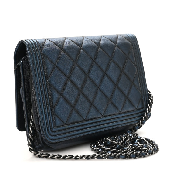 ◆希少◆VINTAGE◆【CHANEL】Chanel Boy*Wallet On Chain*バッグ CHANEL Calfskin Quilted Boy Wallet On Chain WOC Navy Blue