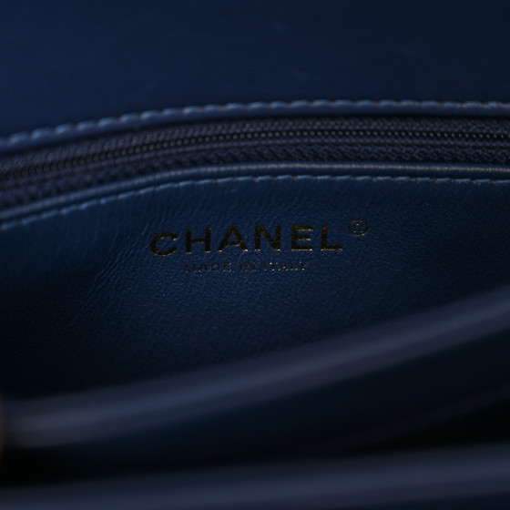 ショルダーバッグ・ポシェット × ヴィンテージ(中古) Chanel Lambskin Trendy CC Small Chanel Blue Quilted Lambskin Leather Small CC Trendy Bag