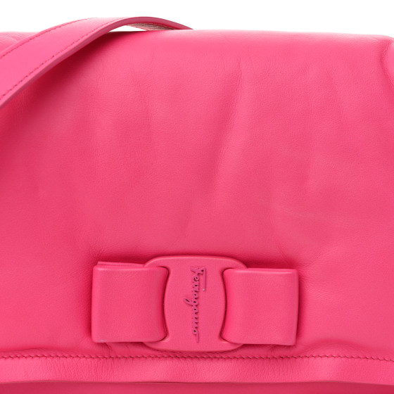 Ferragamo VIVA BOW ミニバッグ HOT PINK SALVATORE FERRAGAMO Calfskin Small Viva Bow Shoulder Bag Hot