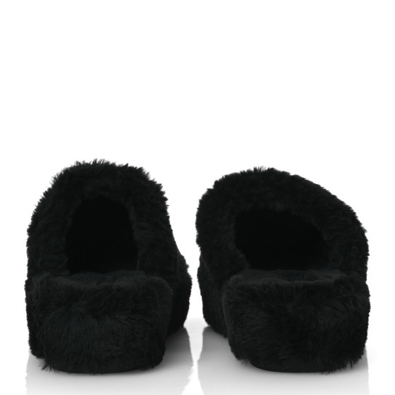 CHANELミュール ヒール スエード 黒 CHANEL Shearling CC Flat Mules 41 Black 1657589 | FASHIONPHILE