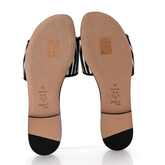 DIOR  Dwayミュール CHRISTIAN DIOR Cotton Embroidered Dway Mule Slides Sandals