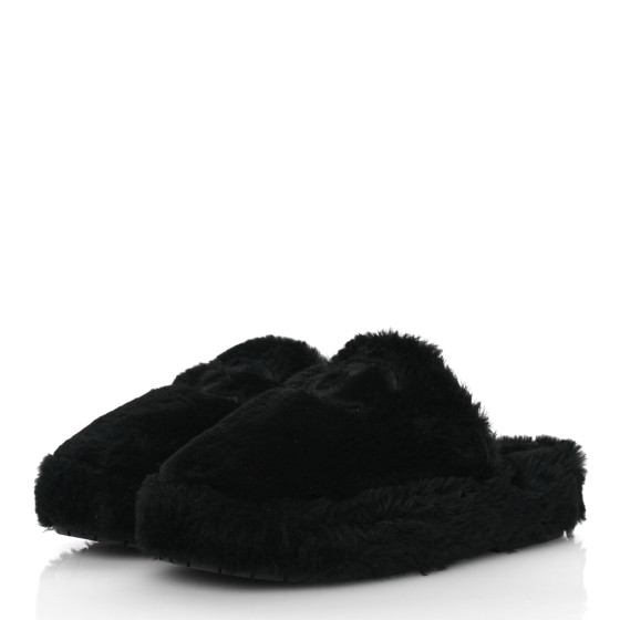 CHANELミュール ヒール スエード 黒 CHANEL Shearling CC Flat Mules 41 Black 1657589 | FASHIONPHILE