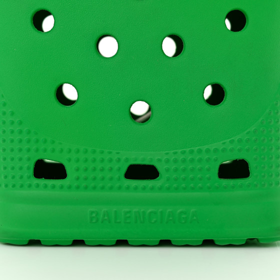 【BALENCIAGA】Crocs Phone Holder ストラップ付き ラバー BALENCIAGA】Crocs Phone Holder ストラップ付き ラバー