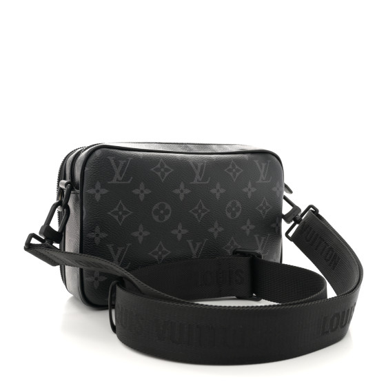 LOUIS VUITTON Monogram Eclipse Alpha Messenger 1540336