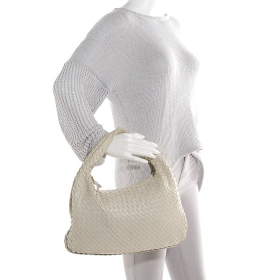 BOTTEGA VENETA Nappa Intrecciato Medium Veneta Hobo Cream