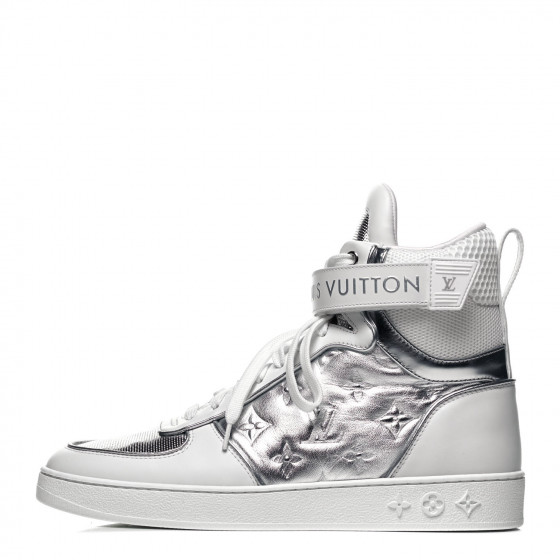 中古 LOUIS VUITTON ホワイト T M LOUIS VUITTON Metallic Calfskin Embossed Monogram Boombox