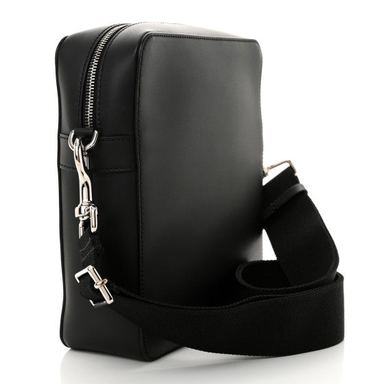 VALENTINO GARAVANI VLOGO ぺブル加工レザー メッセンジャー VALENTINO GARAVANI Smooth Calfskin Mens VLogo Messenger