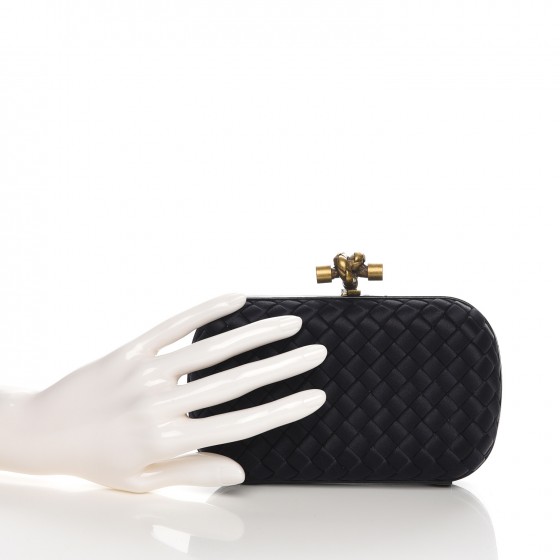 BOTTEGA VENETA Satin Knot Clutch Nero Black 207004