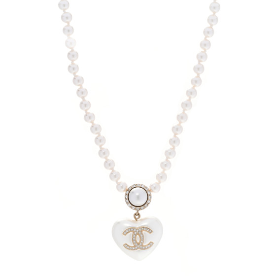 ★PEARLY MORE★ logo heart pearl necklace chanel-21b-heart-crystal-pearl