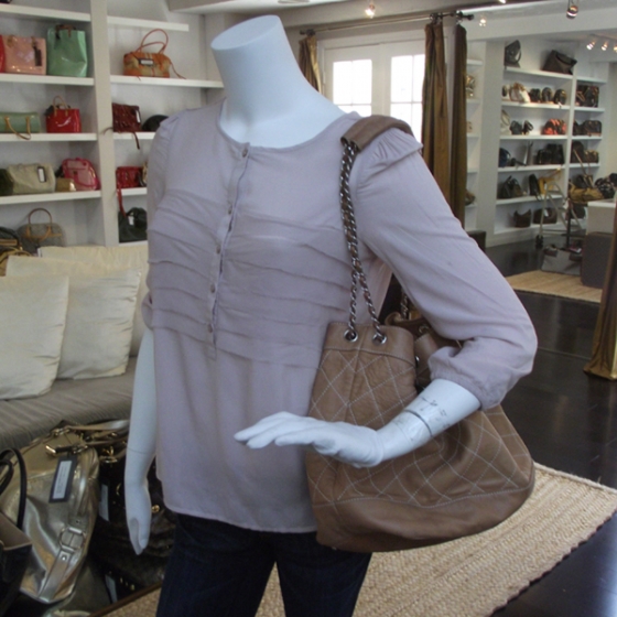 CHANEL Leather Contrast Stitch Drawstring Tote 14934